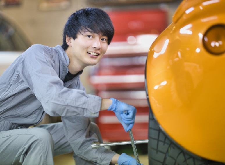 本当の「車ん人」になってほしい！未経験からのスタートでもしっかりサポート！